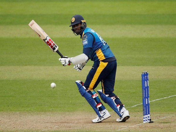 Mathews steers Sri Lanka to 4-run lead over Bangladesh
