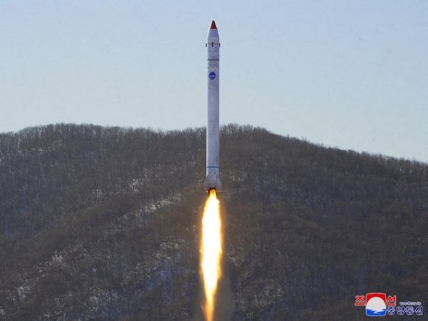 Ballistic missile launched by North Korea Sunday covered 400 km: South Korean military