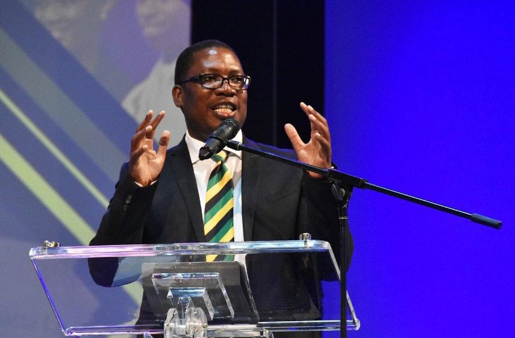 Lesufi extends condolences to family after death of Grade 6 learner