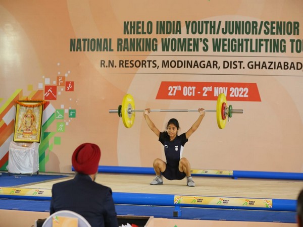 After breaking many national records, Maharashtra's 14-year-old weightlifter Akanksha Vyavahare all set to debut at KIYG 2022