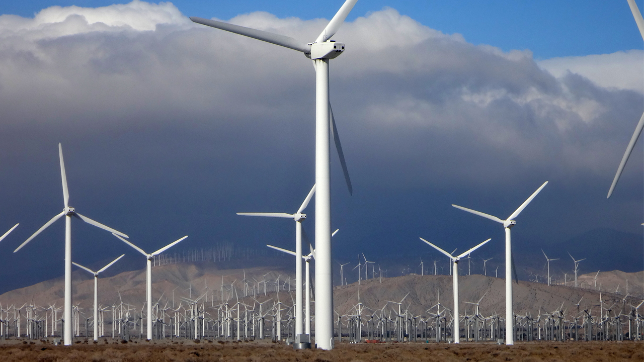 EIB signs €36 million loan for construction of 50 MW wind farm in Travnik