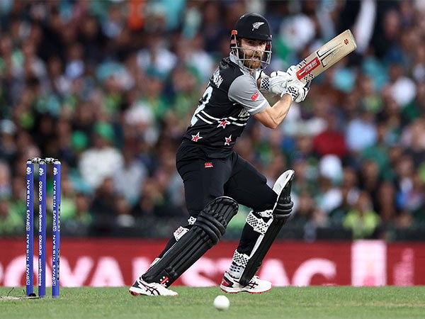 Kane Williamson's injury is a big blow, says New Zealand coach