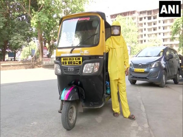 Mumbai teacher drives auto-rickshaw to ferry COVID-19 patients for free