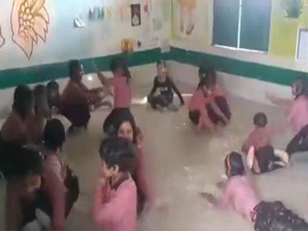 UP: Amid heatwave, classroom turned into swimming pool in Kannauj
