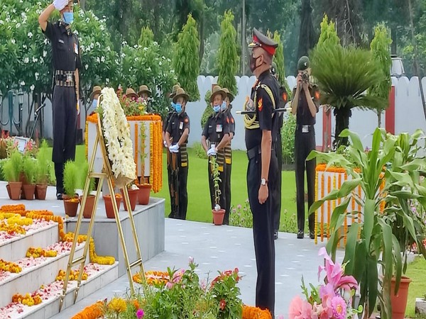 Lieutenant General Manoj Pande takes charge of Eastern Army Command