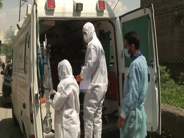 Covid-19: NGO in Srinagar provides free ambulance service with oxygen, ICU facilities