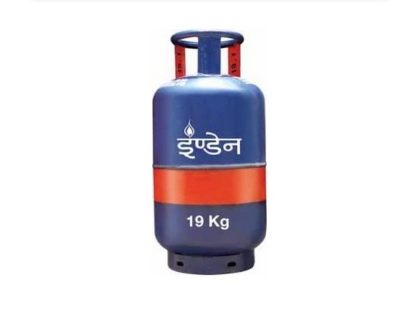 Commercial LPG cylinder prices slashed by Rs 83.5; domestic unchanged