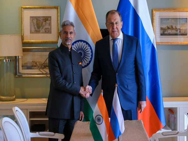 South Africa: EAM Jaishankar meets Russian Foreign Minister Sergey Lavrov 