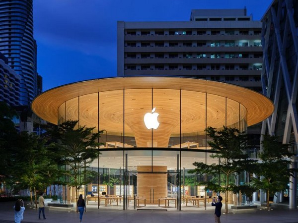 Apple dethrones Saudi Aramco to become world's most valuable company