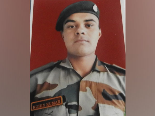 Army jawan killed in ceasefire violation by Pak in J-K's Poonch 
