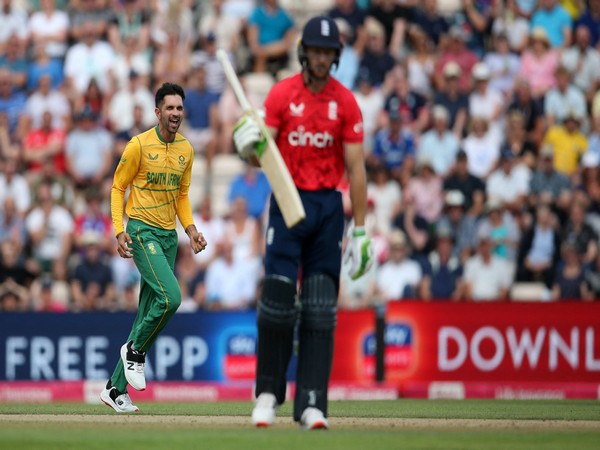 South Africa crush England by 90 runs in final T20I, Shamsi takes fifer to demolish hosts