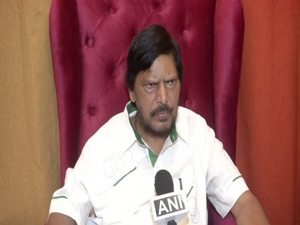 New govt can be formed in Maha by sharing CM's post with Shiv Sena: Athawale