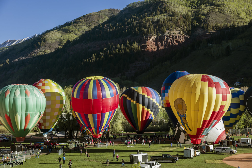 Annual hot air balloon festival draws global audience to US