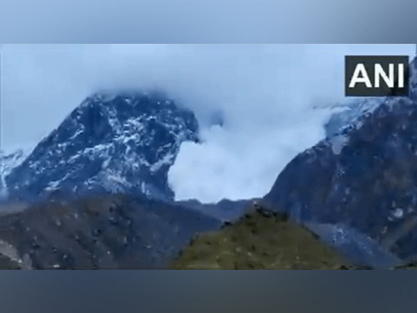 Avalanche hits mountains behind Kedarnath temple, temple committee says pilgrims need not worry