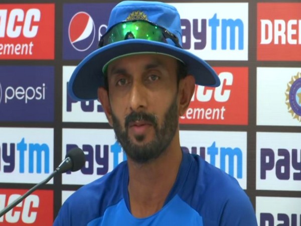 We have to play despite pollution, says Indian batting coach Vikram Rathour