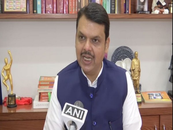 Maharashtra: CM Fadnavis meets collectors, issues directions for rapid relief to farmers