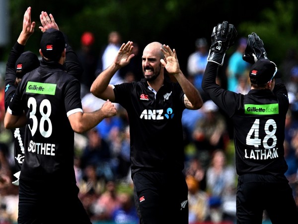 "Mitchell did fantastic job bowling with the wind": NZ skipper after 3rd ODI against India