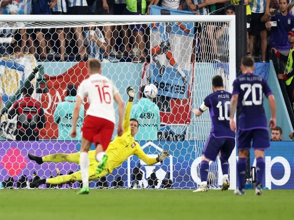 FIFA WC: Argentina experience goalless first half despite aggressive gameplay against a valiant Poland