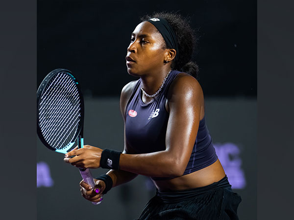 Coco Gauff kicks off her 2024 campaign with victory over Claire Liu in Auckland 