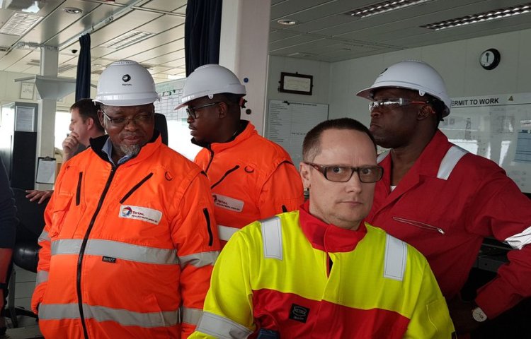 Department visits Total Exploration & Production SA's Stavenger Rig operations