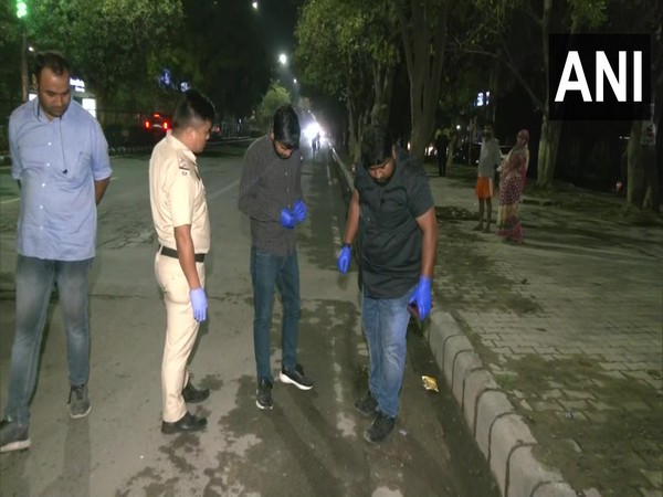 Delhi: Forensic team collects evidence from Dwarka in advocate murder case