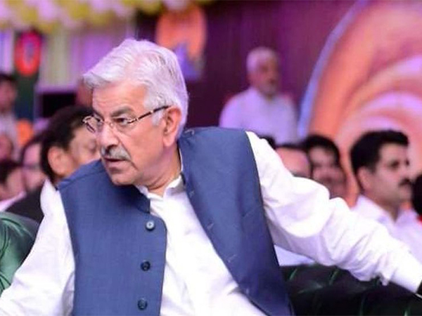 Pakistan nears default due to tax evasion: Defence Minister