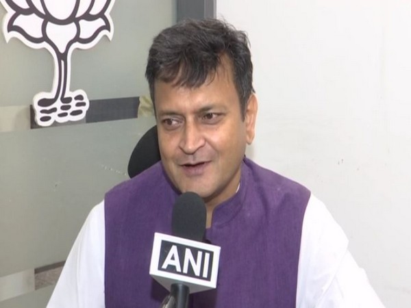 "Commander himself created trouble for his soldiers": BJP's Ajay Alok takes jibe on Arvind Kejriwal