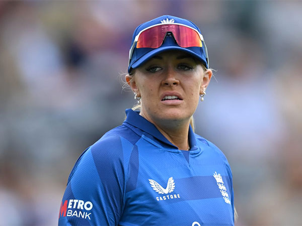England's bowling all-rounder Sarah Glenn ruled out of New Zealand tour