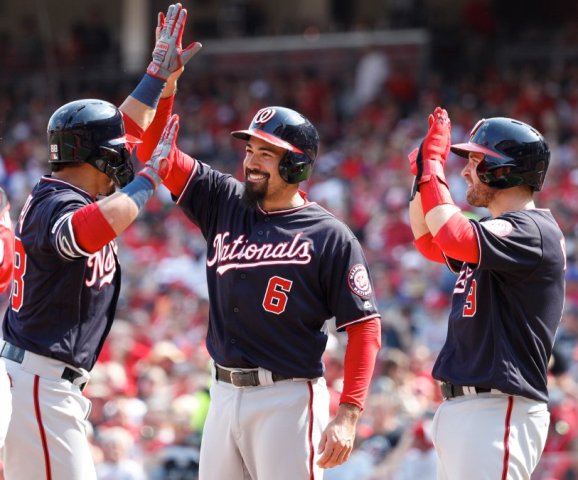 Nationals club four straight HRs vs. Padres