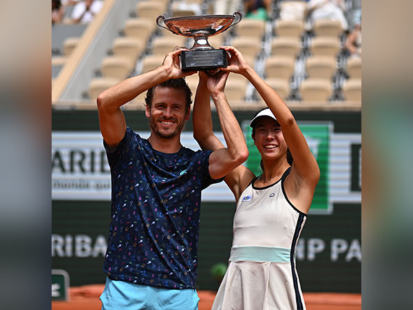 French Open: Ena Shibahara, Wesley Koolhof win mixed doubles title in historic final