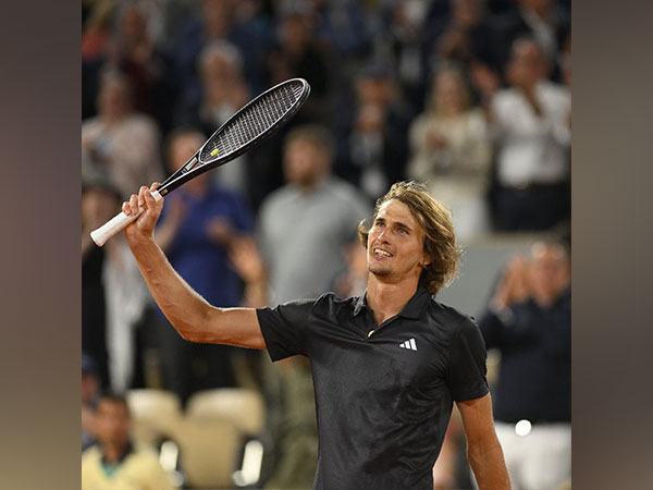 French Open 2023: Alexander Zverev advances into 3rd round after win over Alex Molcan