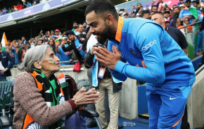 Kohli meets 87-year-old 'most passionate' fan; takes her blessings