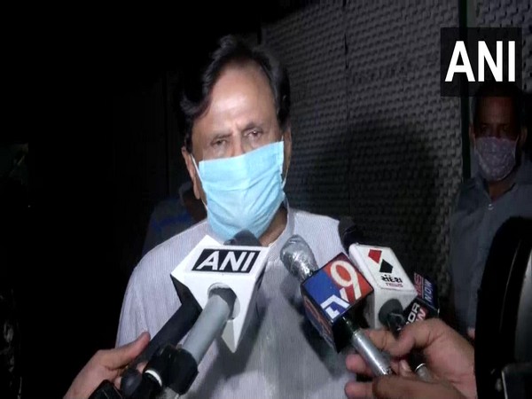 It's just political vendetta, says Ahmed Patel on Priyanka Gandhi's eviction notice, ED questioning