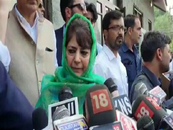 Want to disempower Muslims to the extent where they become 2nd class citizens in their own state: Mehbooba on Art 370 move