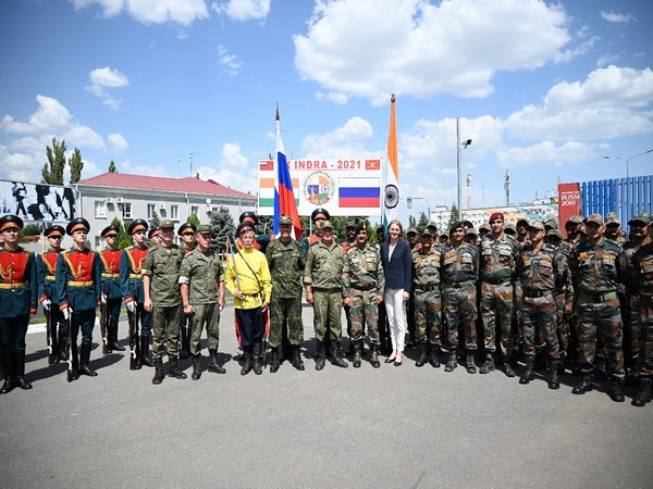 Indian soldiers arrive in Russia for Indra-2021 drills