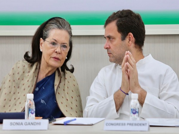 Sonia, Rahul greet nation on Ganesh Chaturthi