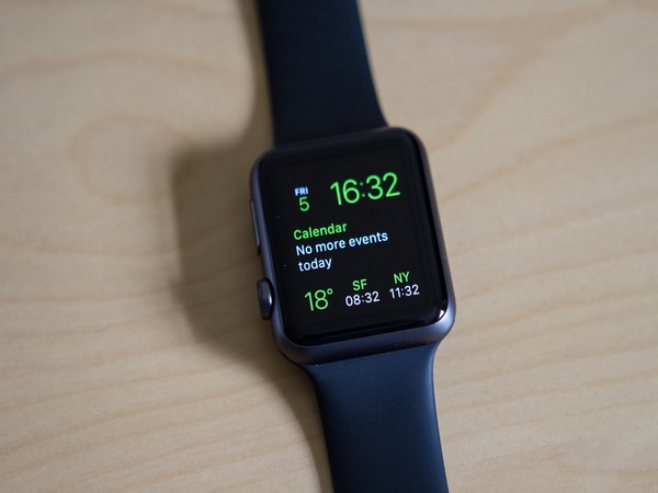 Apple will fix your 'flawed' Apple Watch for free