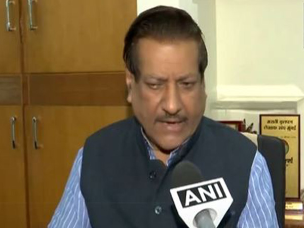 Prithviraj Chavan Blasts Government Over Shivaji Statue Collapse