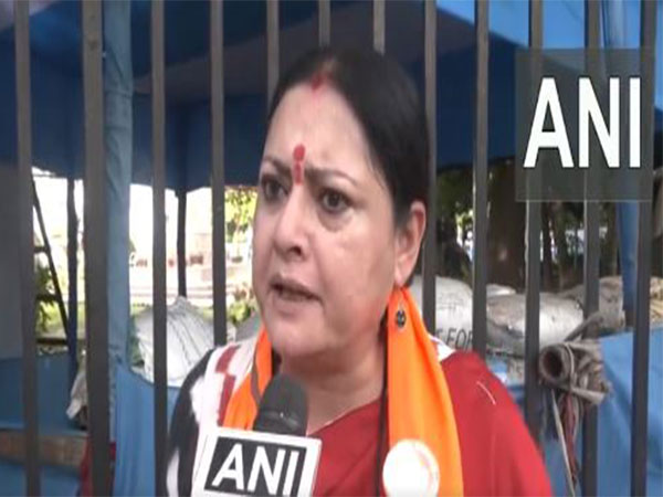 BJP Leader Agnimitra Paul Faces 'Go Back' Slogans by Junior Doctors