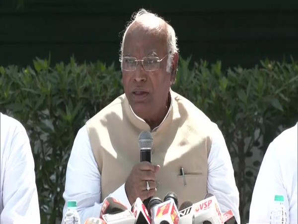 No G23 camp now, all Cong leaders united to fight against BJP, RSS: Mallikarjun Kharge