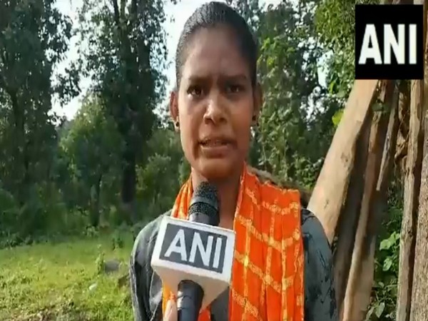 Chhattisgarh: Girl from Naxal affected area aspires to become IAS officer 