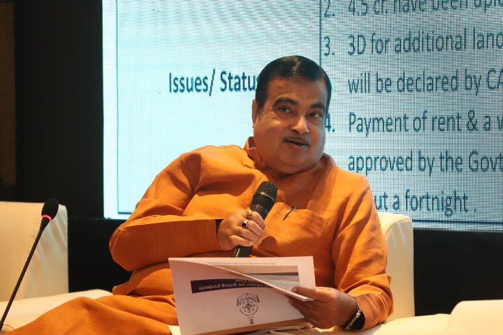 Development work of 6-lane access-controlled highway from Spur to Haridwar sanctioned: Gadkari