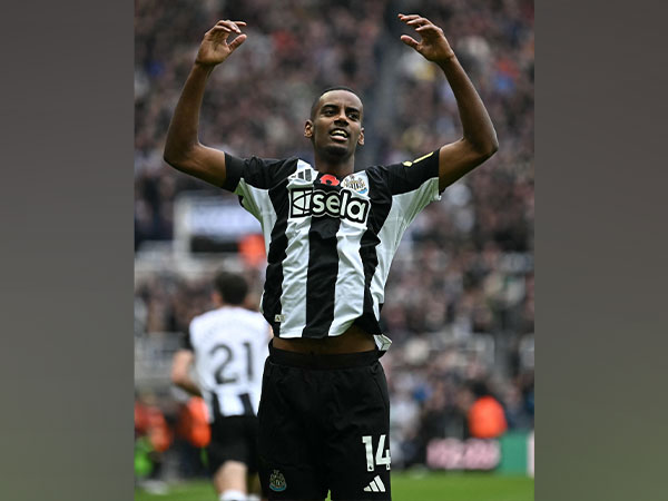 Isak's Header Sinks Arsenal: Newcastle Triumphs 1-0