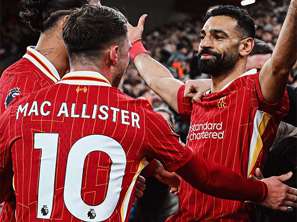 Liverpool's Dominant Display: Salah and Gakpo Steer Reds to Victory Over Manchester City