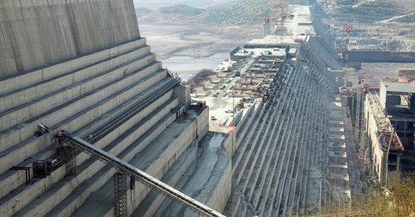 UPDATE 1-Ethiopia to start producing energy at Grand Renaissance dam at end of 2020