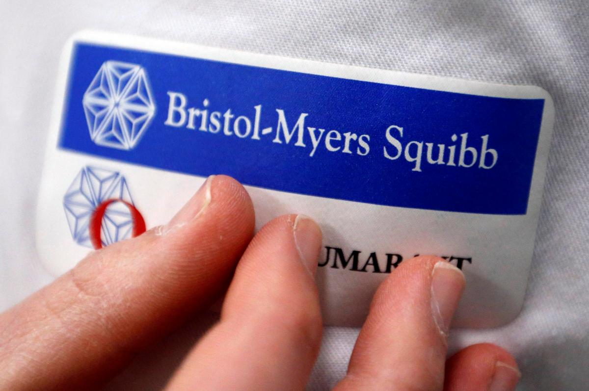 UPDATE 7-Bristol-Myers to buy Celgene for $74 bln in largest biopharma deal