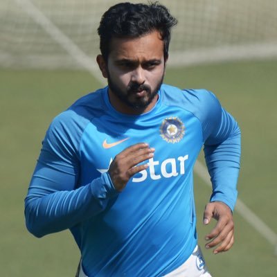 Kedar Jadhav suffers shoulder injury ahead of World Cup 