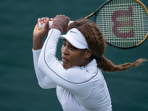 Tennis-Serena advances in Toronto, joins Rybakina and Halep in second round