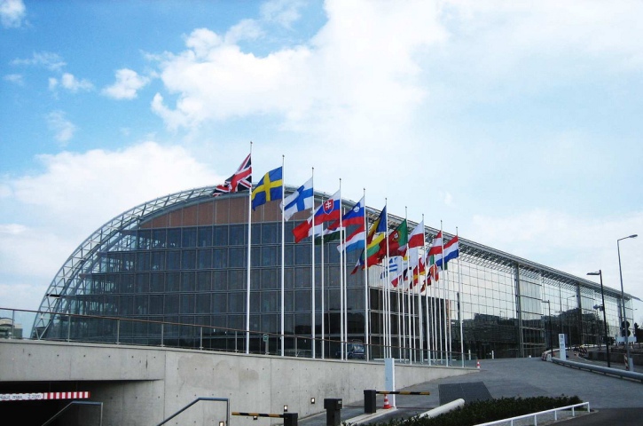 EIB approves EUR 4.5 billion to directly support projects in 23 countries