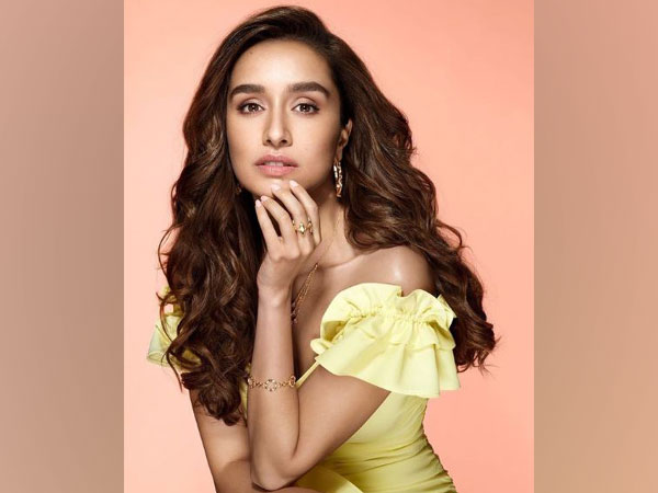 Shraddha Kapoor announces next project, set to reprise Sridevi's double role in 'Chaalbaaz In London' 